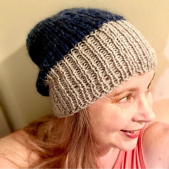 Hand Knitted Unisex Wool Color Block Hat - Picture 1 of 5